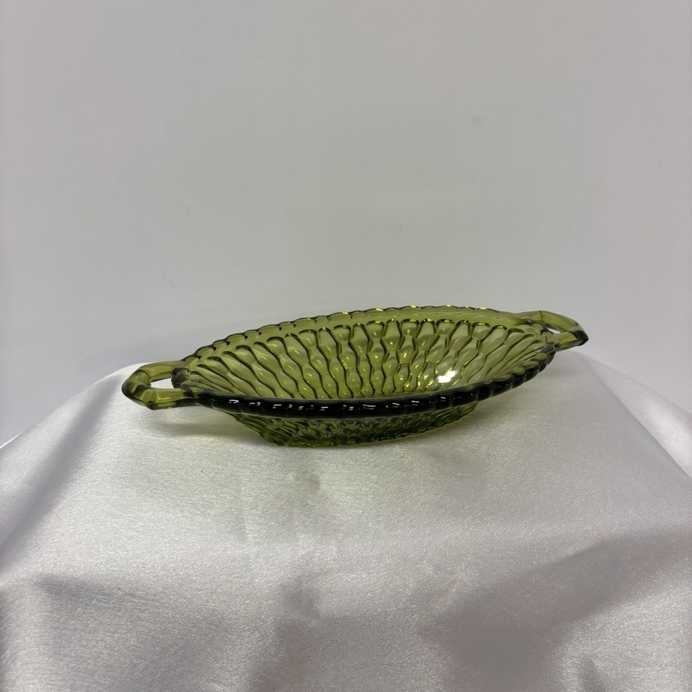 Vintage Indiana Oval Avocado Green Glass Honeycomb Relish Pickle Dish Handles